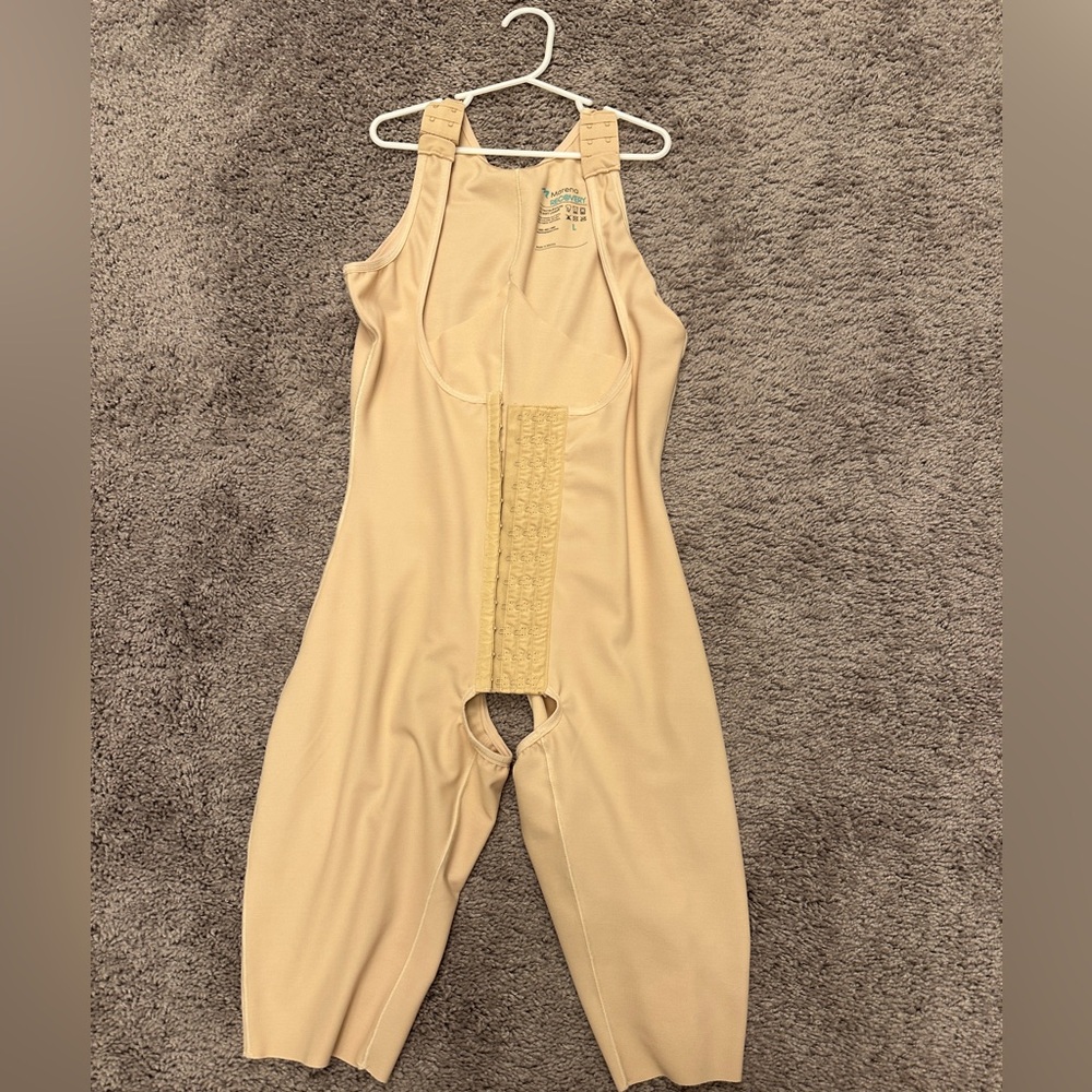 Marena recovery suit size large